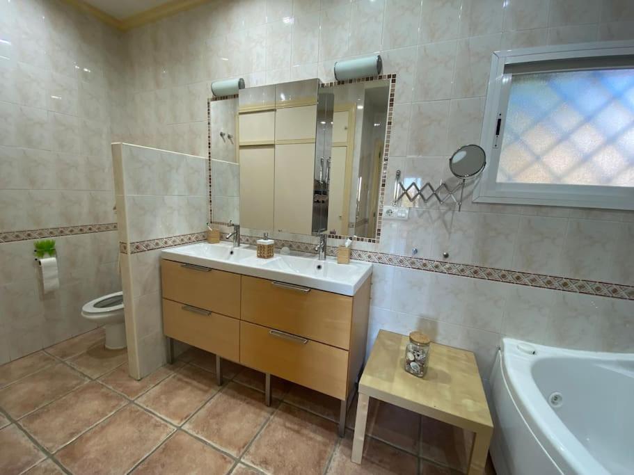 Villa Espectacular Atico Duplex Con 2 Terrazas & Piscina à Málaga Extérieur photo